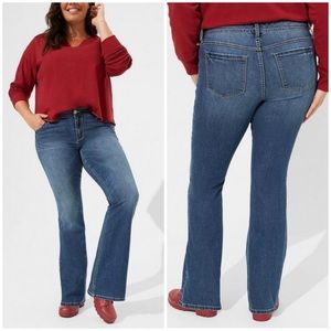 Torrid Luxe Slim Boot Super Stretch Mid-Rise Jean NWT [M19]